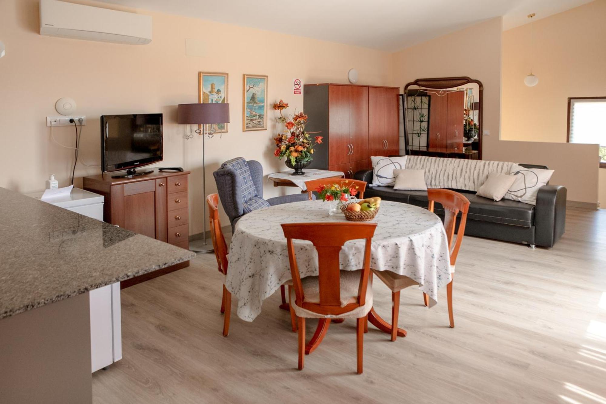 La Amistad Apartamento En Chalet Con Piscina Compartida Calpe Ngoại thất bức ảnh